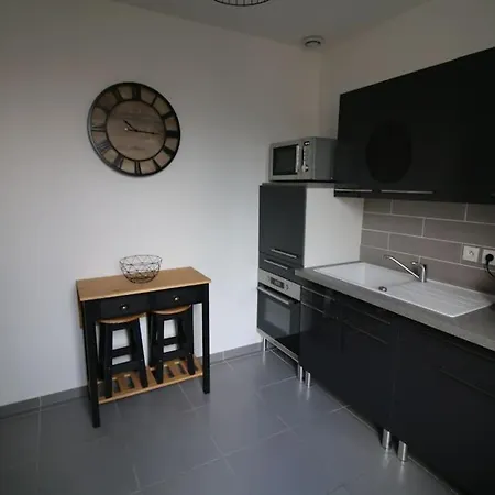 Lägenhet : Super De Qualite Narbonne